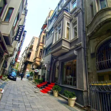 Отель Ada Home's Taksim 3*