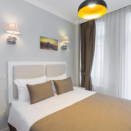 Отель Ada Home's Taksim 3*