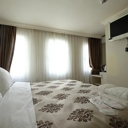 Ada Home's Taksim Отель 3*