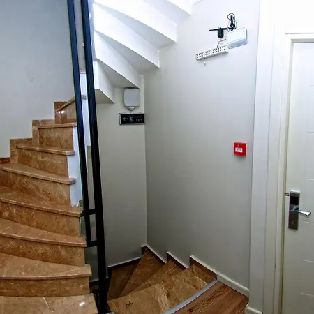 Ada Home's Taksim Отель 3*