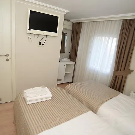 Отель Ada Home's Taksim 3*