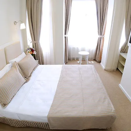 Ada Home's Taksim 3*