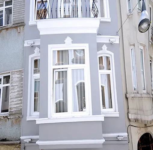 Ada Home's Taksim 3*